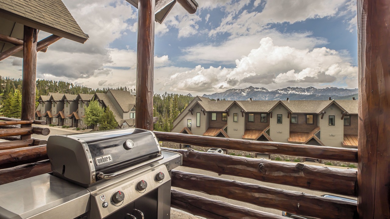 Photo of Patio Balcony in Saddle Ridge