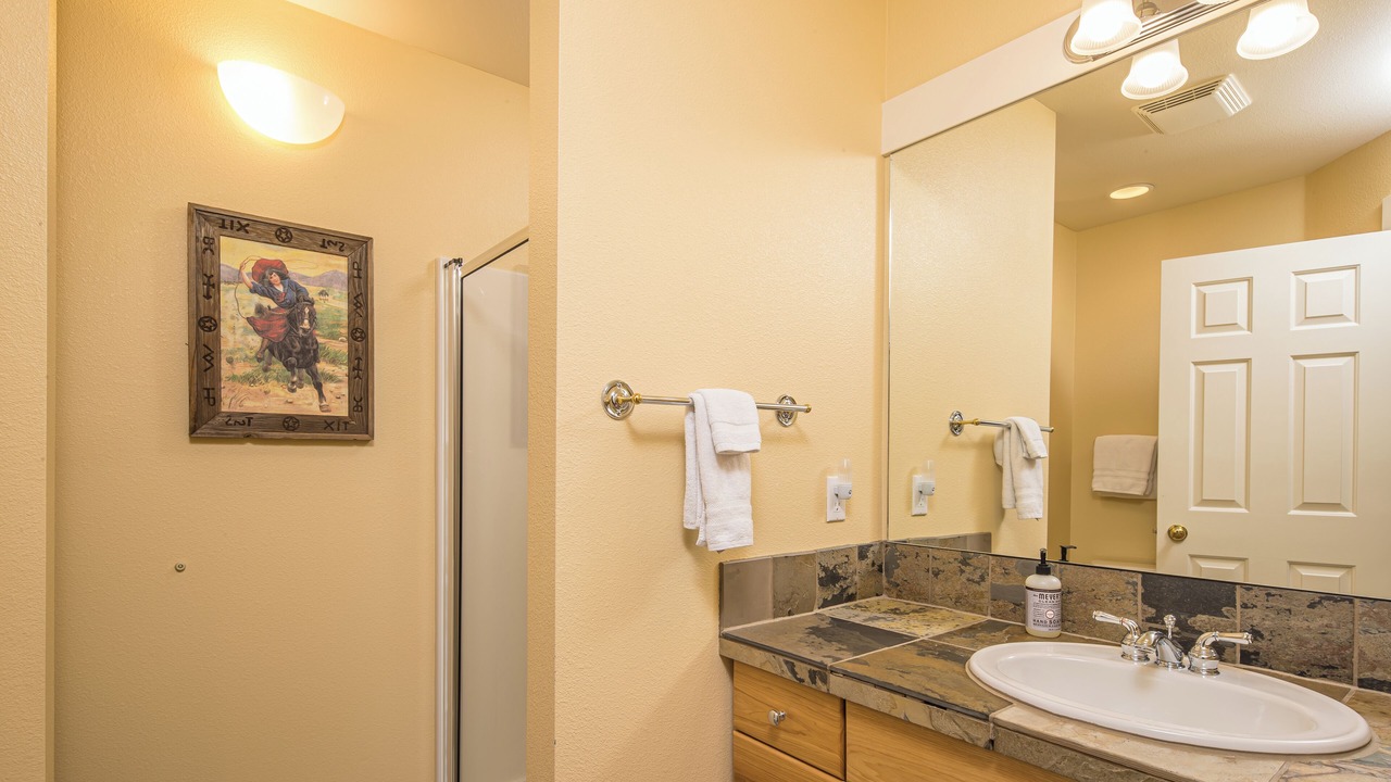 Photo of Bathroom in Saddle Ridge