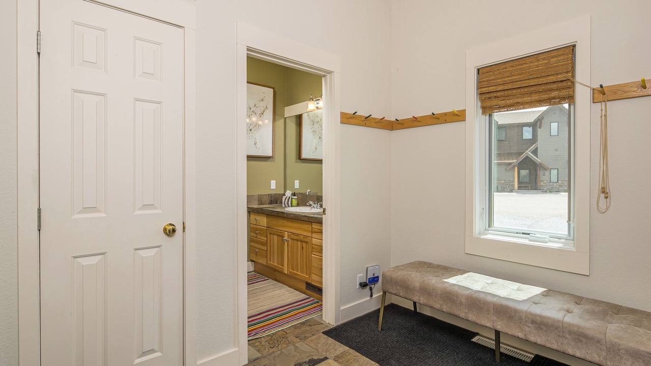 Photo of Bathroom in Saddle Ridge