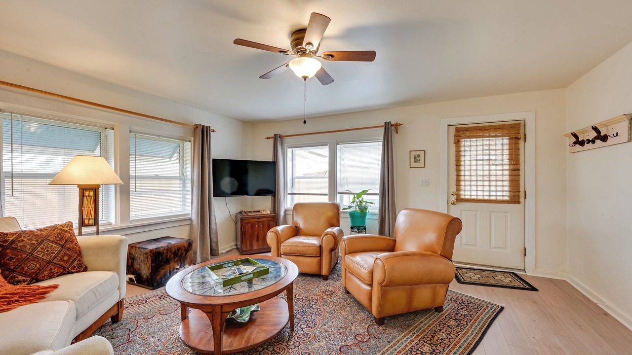 Photo of Livingroom in Corvallis