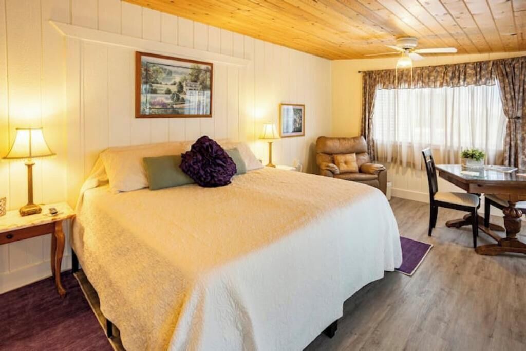 Photo of Bedroom in Corvallis