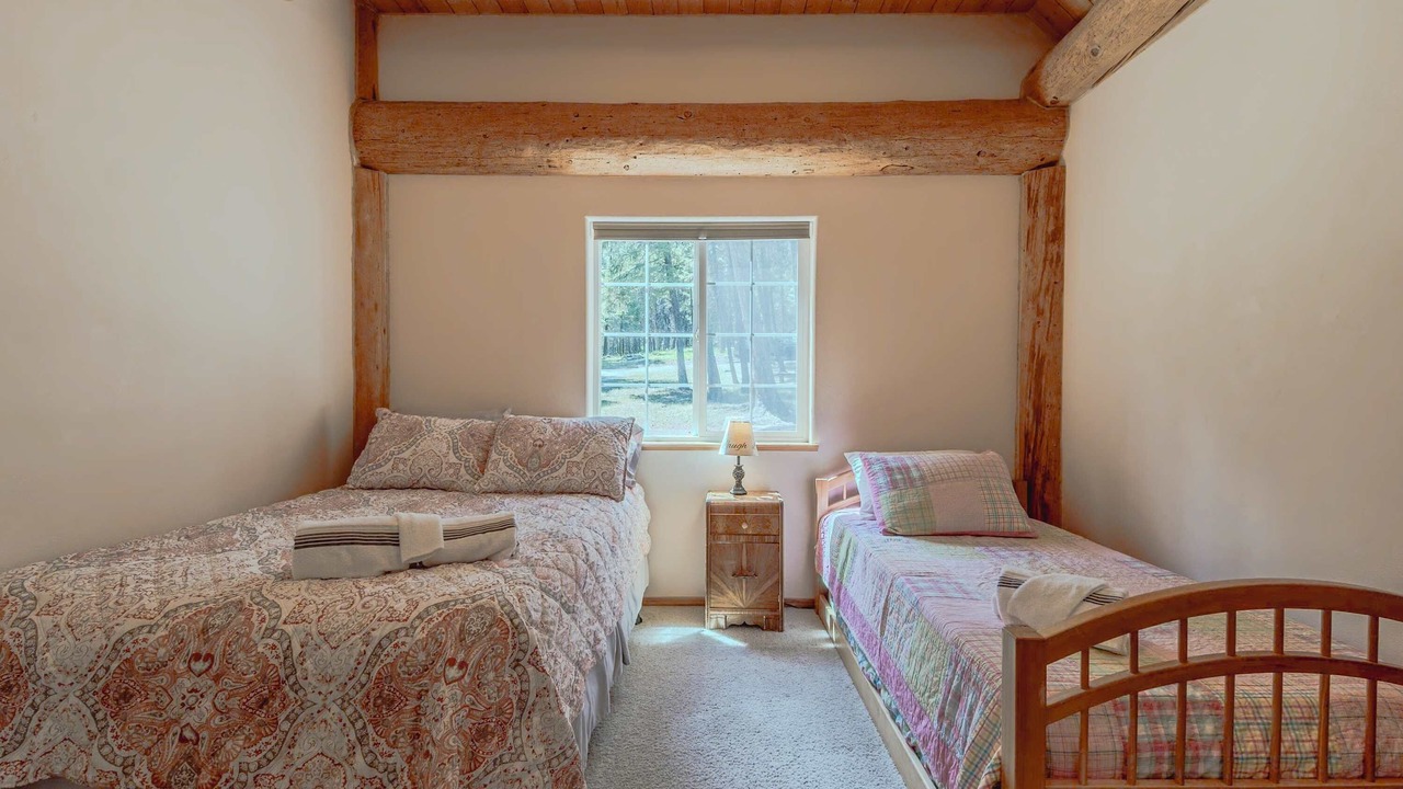 Photo of Bedroom in Eureka
