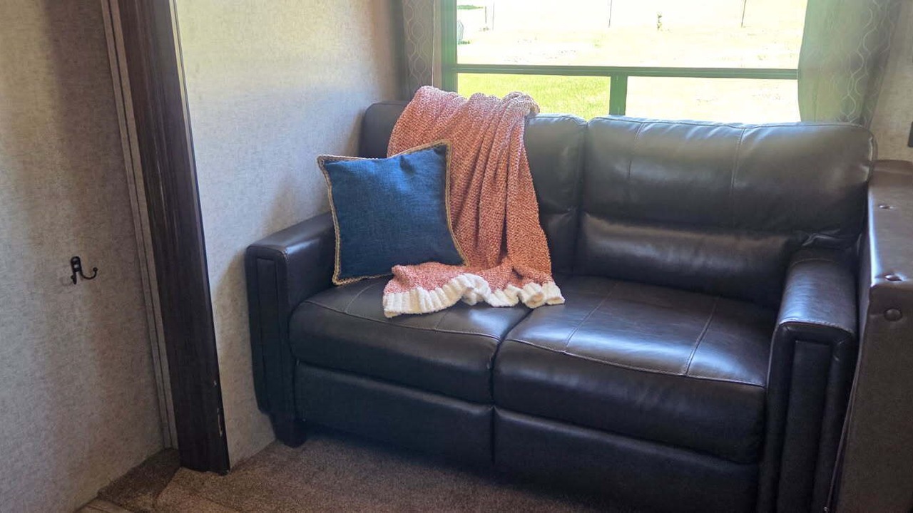 Photo of Livingroom in Eureka