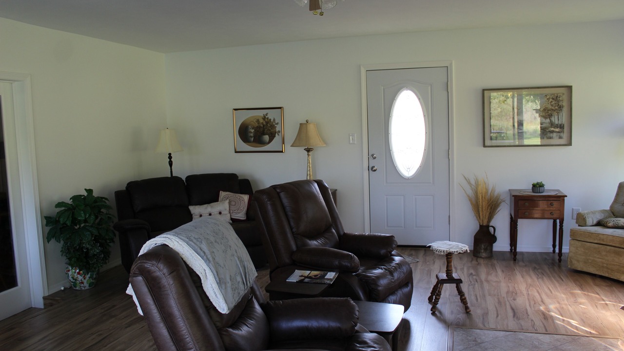Photo of Livingroom in Garrison