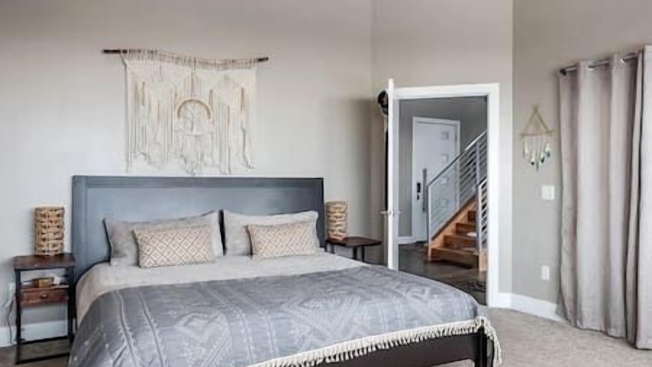 Photo of Bedroom in Eden