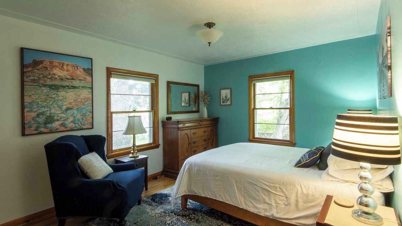Photo of Bedroom in Franklin to the Fort