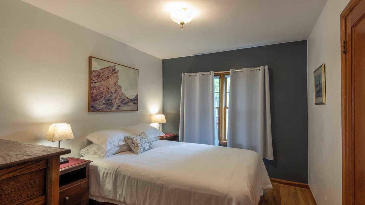 Photo of Bedroom in Franklin to the Fort