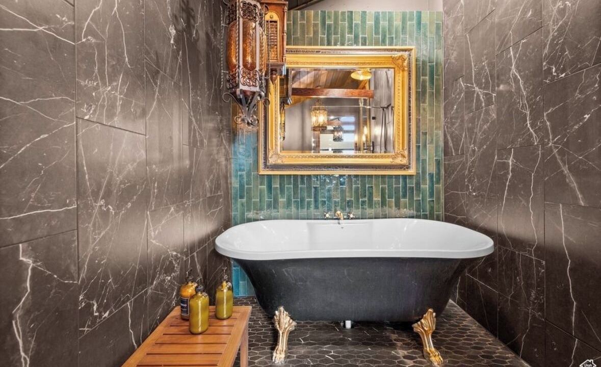 Photo of Bathroom in Bountiful