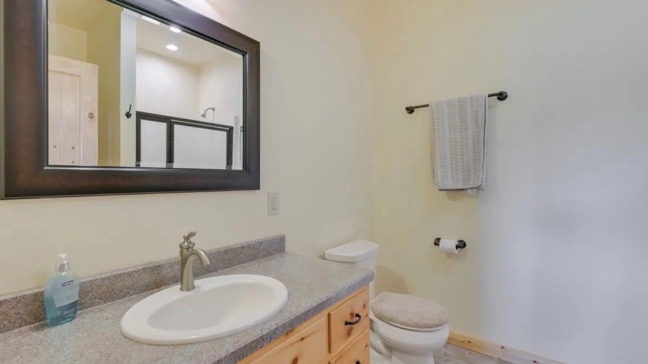 Photo of Bathroom in Melrose