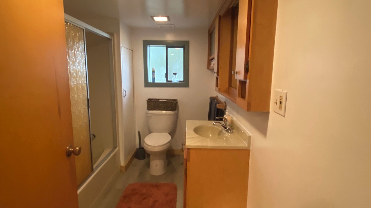 Photo of Bathroom in Plains