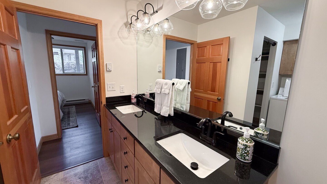 Photo of Bathroom in Finley Point