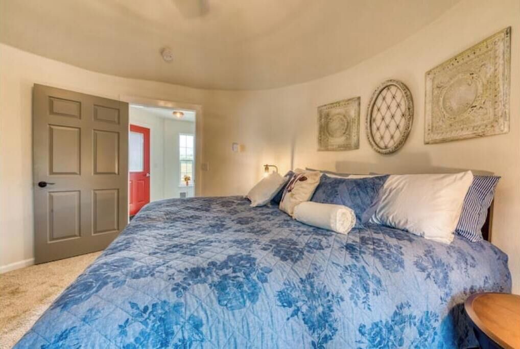 Photo of Bedroom in Corvallis