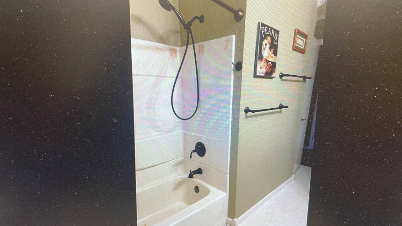 Photo of Bathroom in Pierre