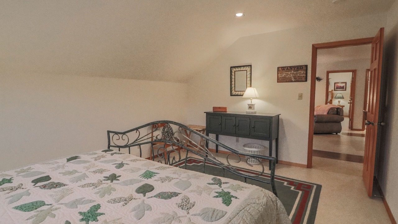 Photo of Bedroom in Trout Creek