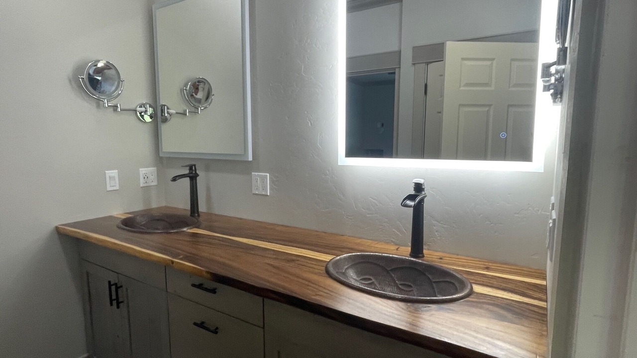 Photo of Bathroom in Anaconda