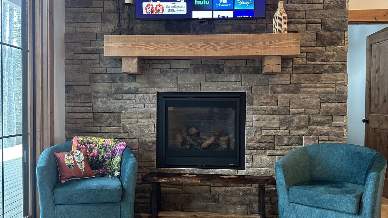 Photo of Livingroom in Columbia Falls