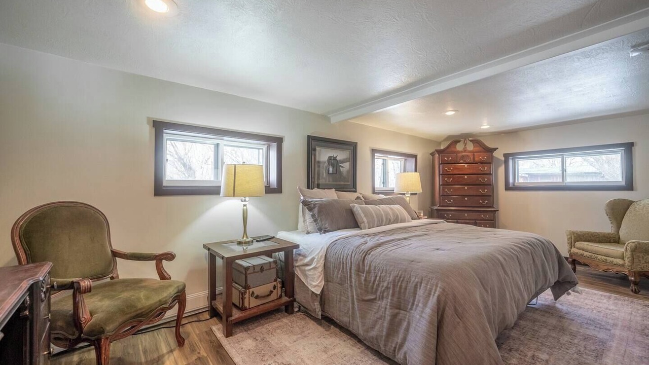 Photo of Bedroom in Livingston