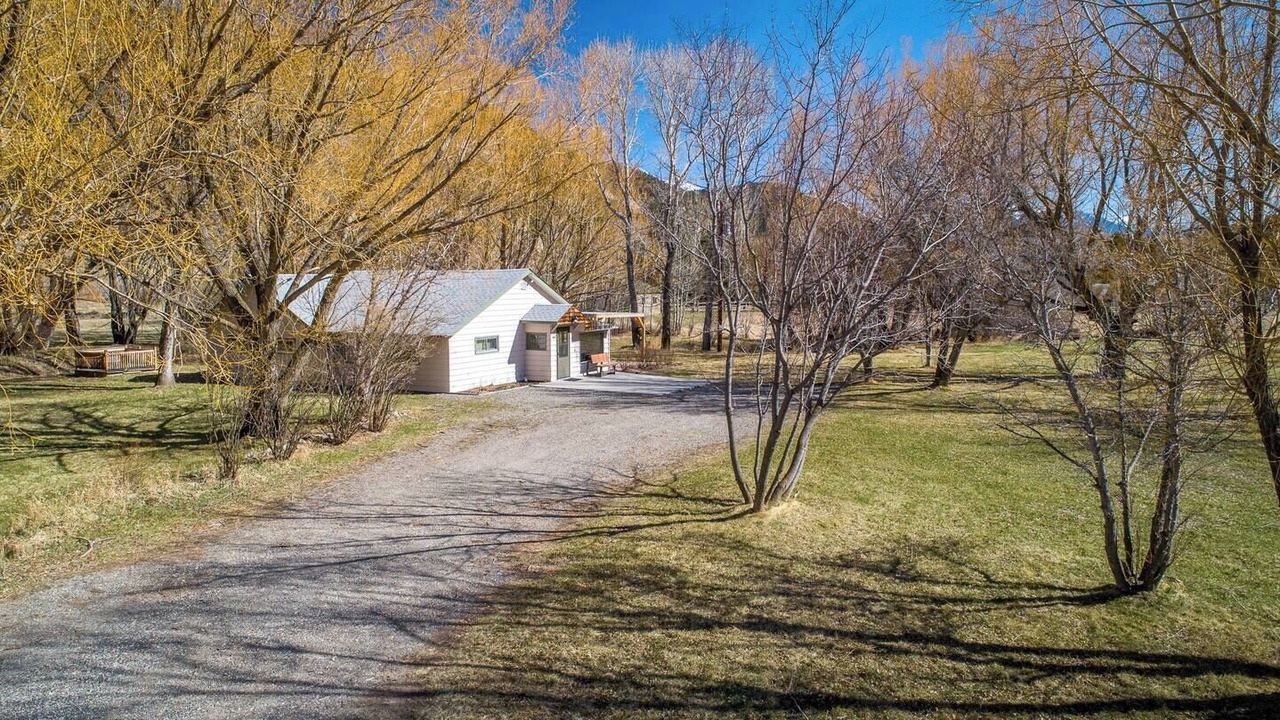 Photo of Outdoor in Livingston