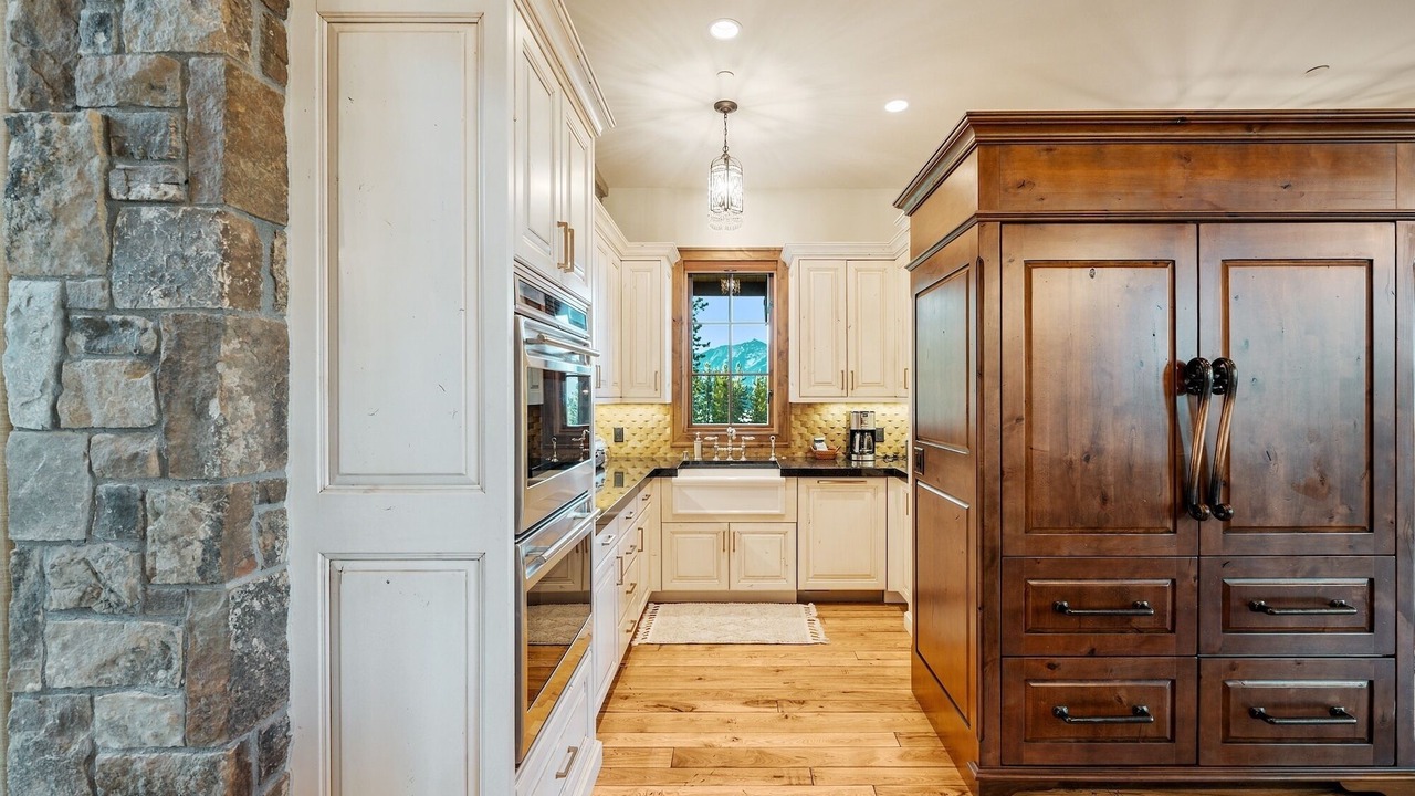 Photo of Kitchen in Spanish Peaks