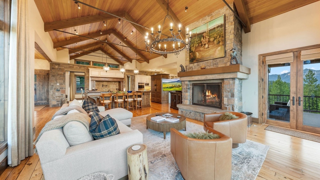 Photo of Livingroom in Spanish Peaks