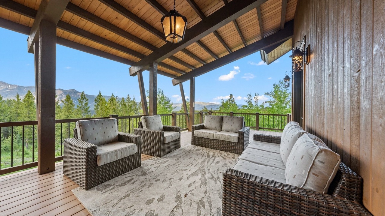 Photo of Patio Balcony in Spanish Peaks