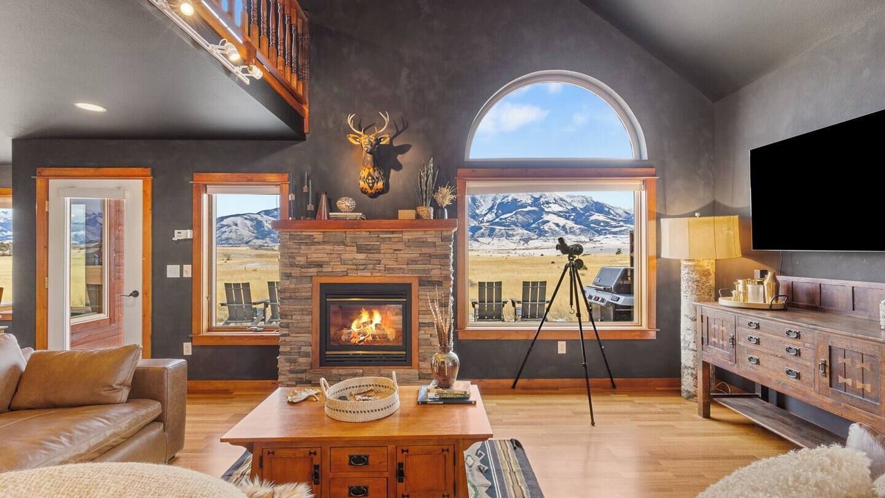 Photo of Livingroom in Emigrant