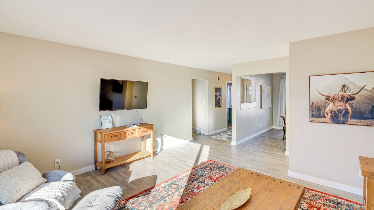 Photo of Livingroom in Laurel