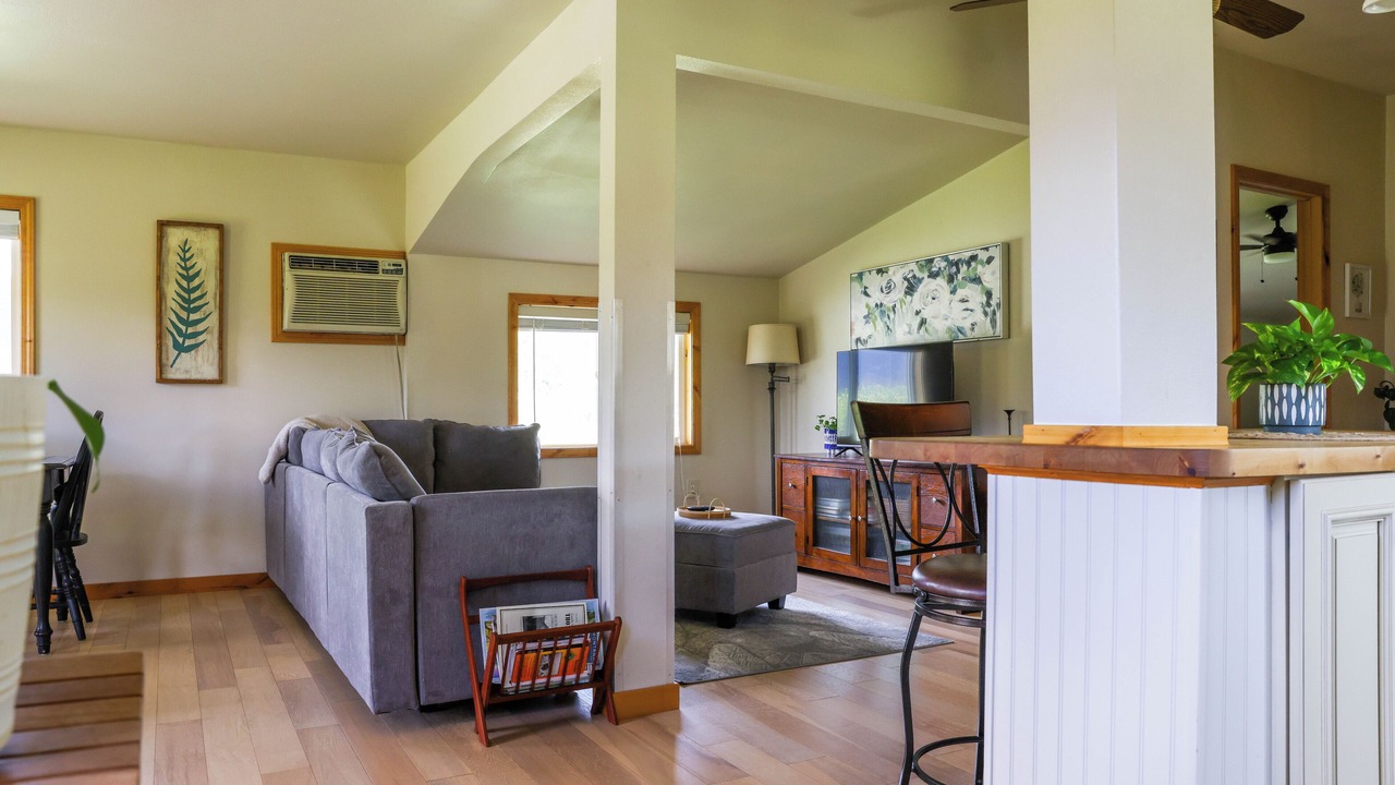 Photo of Livingroom in White Pine