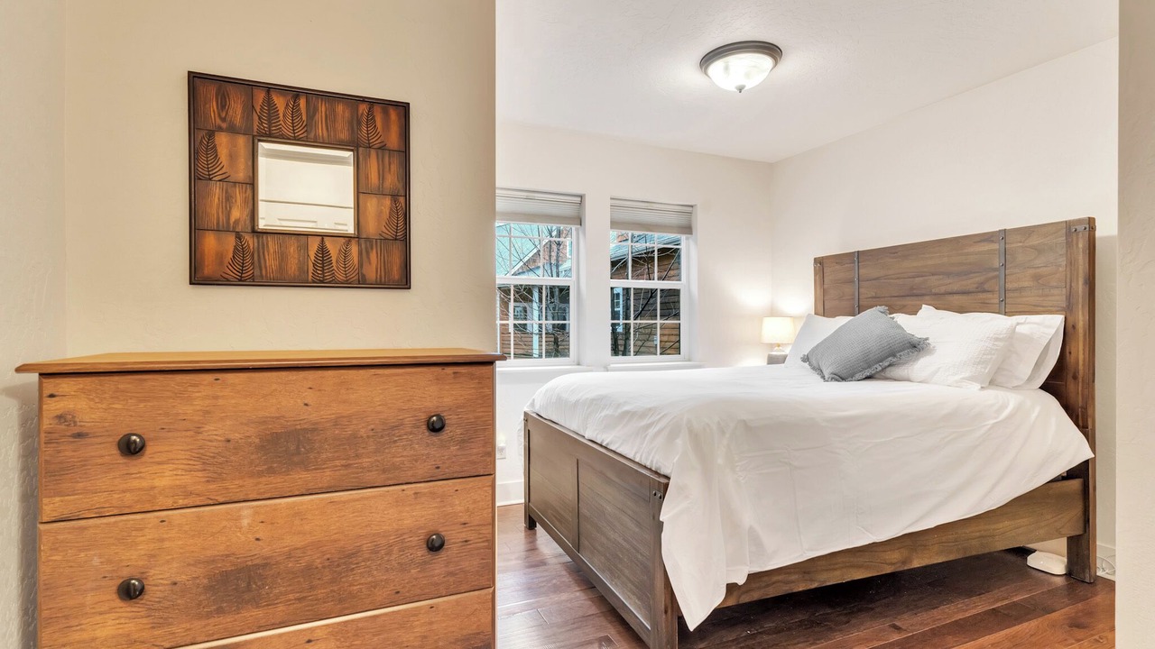 Photo of Bedroom in Dover Bay