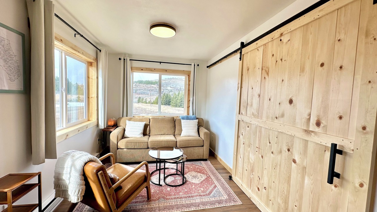 Photo of Bedroom in East Glacier Park