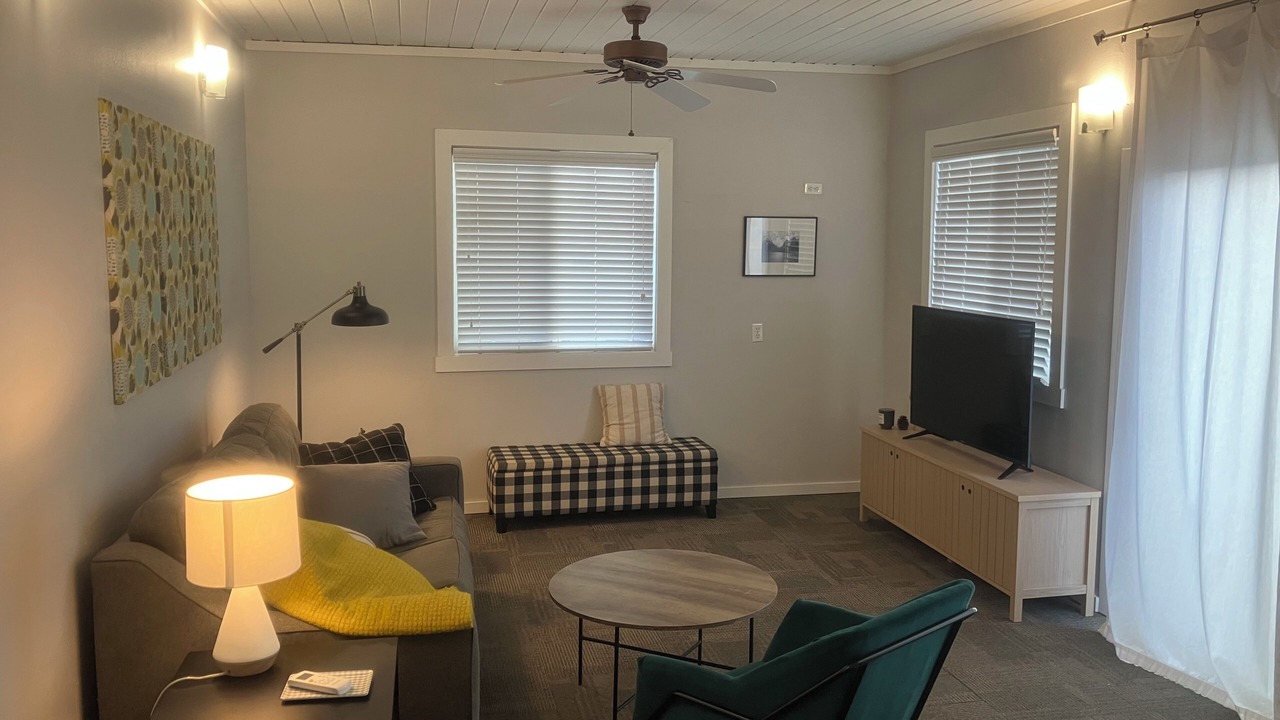 Photo of Livingroom in Hamilton
