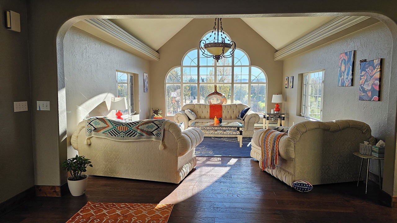 Photo of Livingroom in Butte