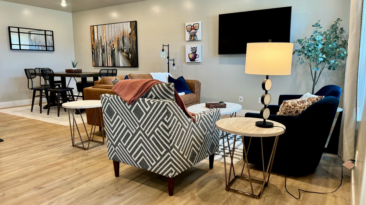 Photo of Livingroom in Orchard Homes