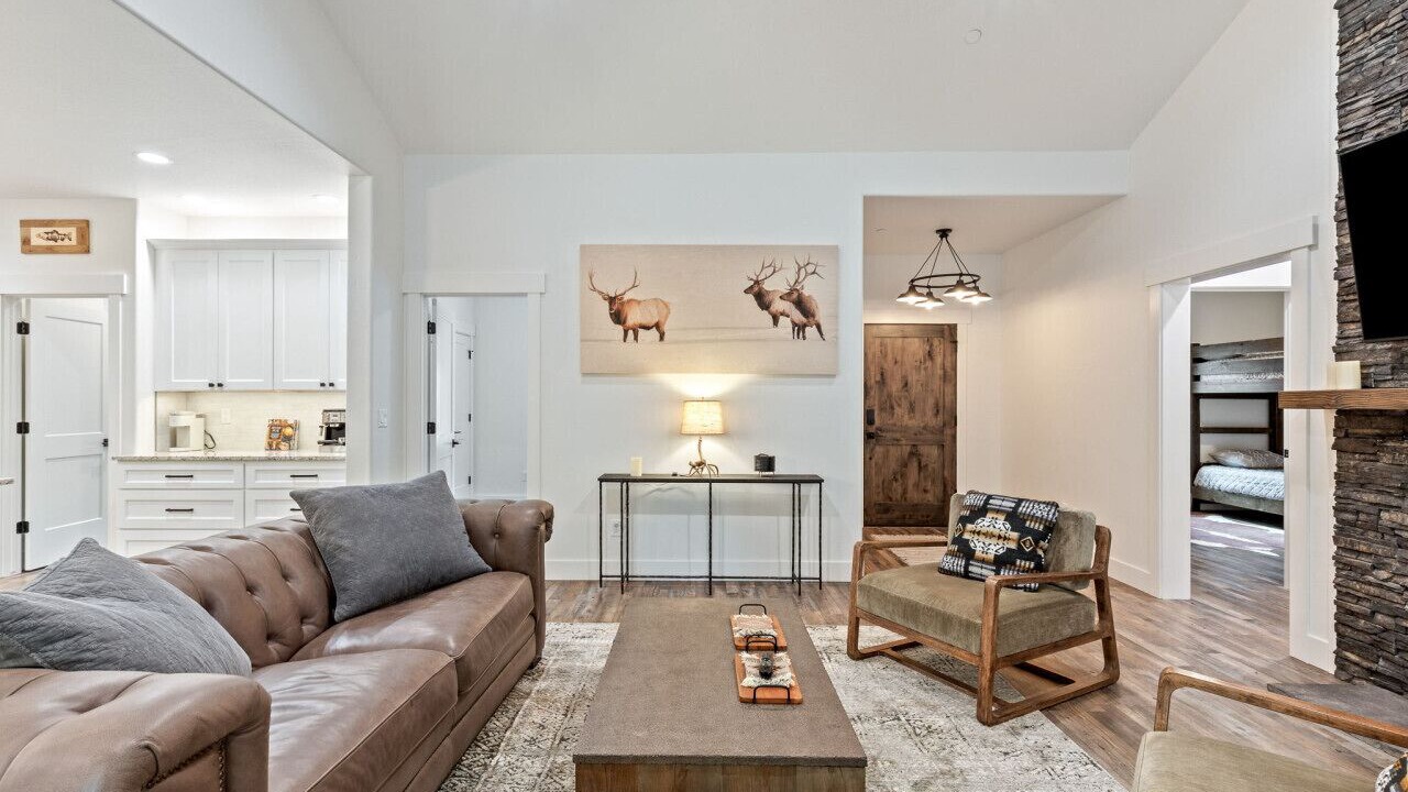Photo of Livingroom in Clinton