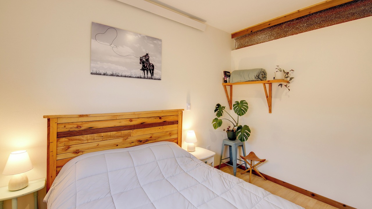 Photo of Bedroom in Arlee
