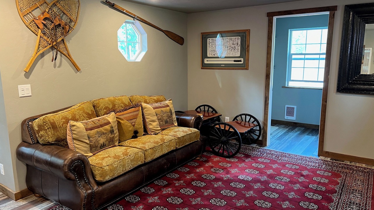 Photo of Livingroom in Darby