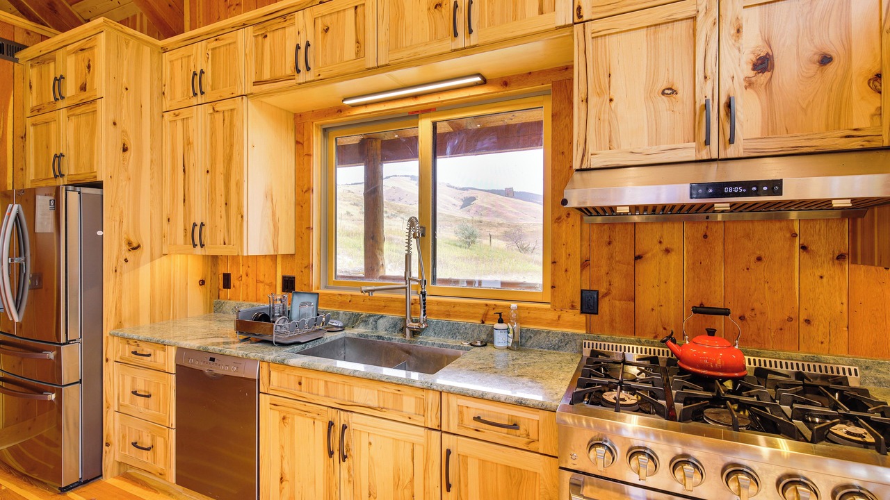 Photo of Kitchen in Arlee