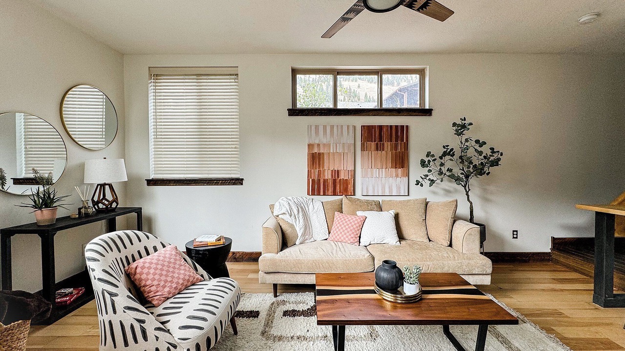 Photo of Livingroom in East Missoula