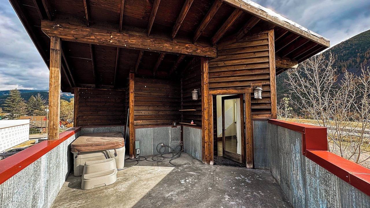Photo of Patio Balcony in East Missoula