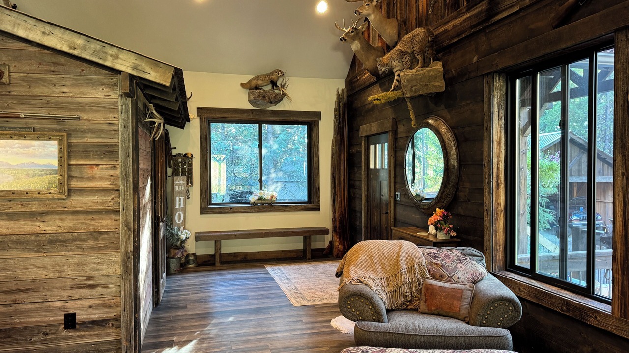 Photo of Livingroom in Whitefish