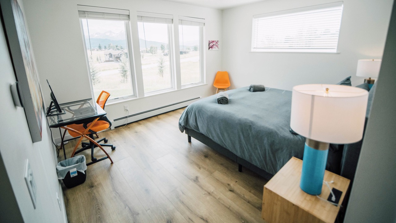Photo of Bedroom in Missouri Heights
