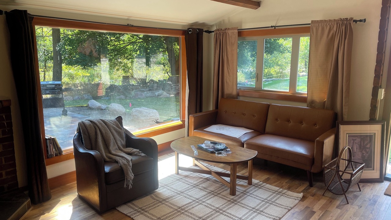 Photo of Livingroom in Upper Rattlesnake