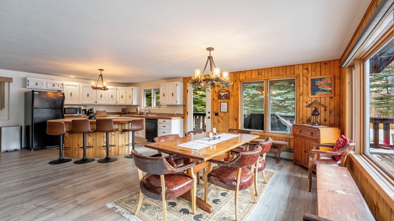 Photo of Livingroom in Red Lodge