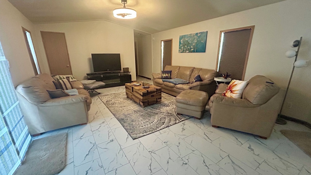 Photo of Livingroom in St. Ignatius