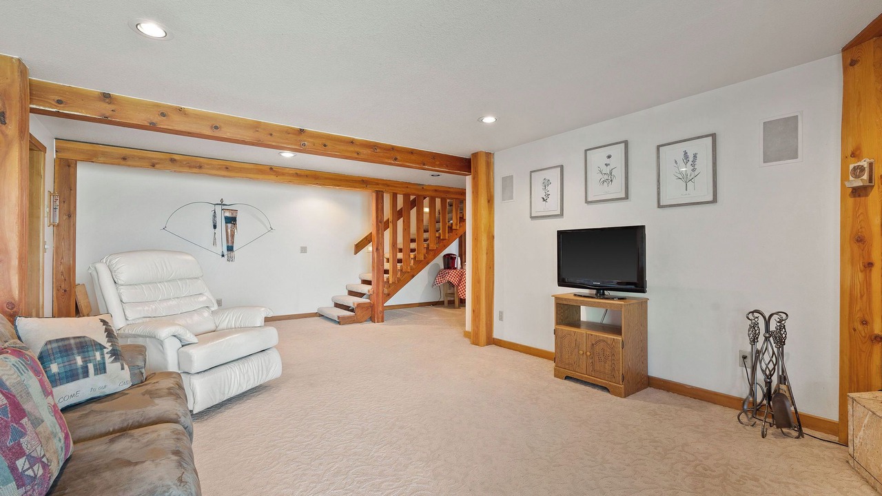 Photo of Livingroom in Polson