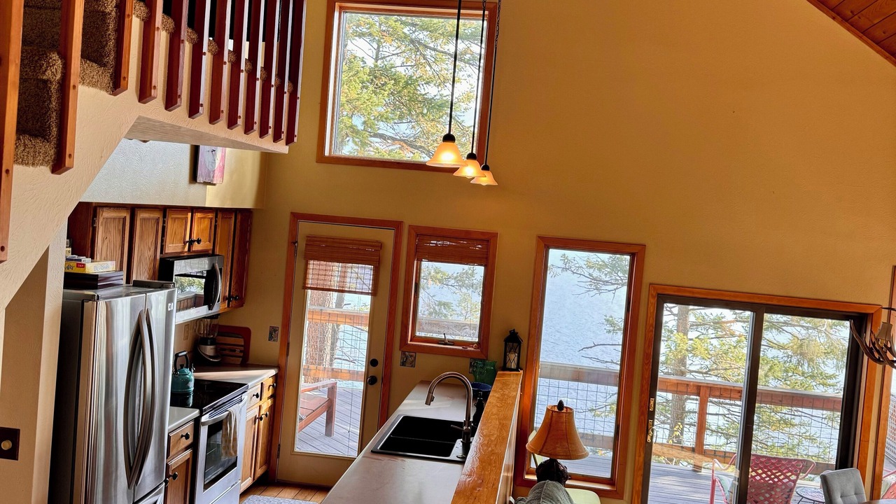 Photo of Livingroom in Finley Point
