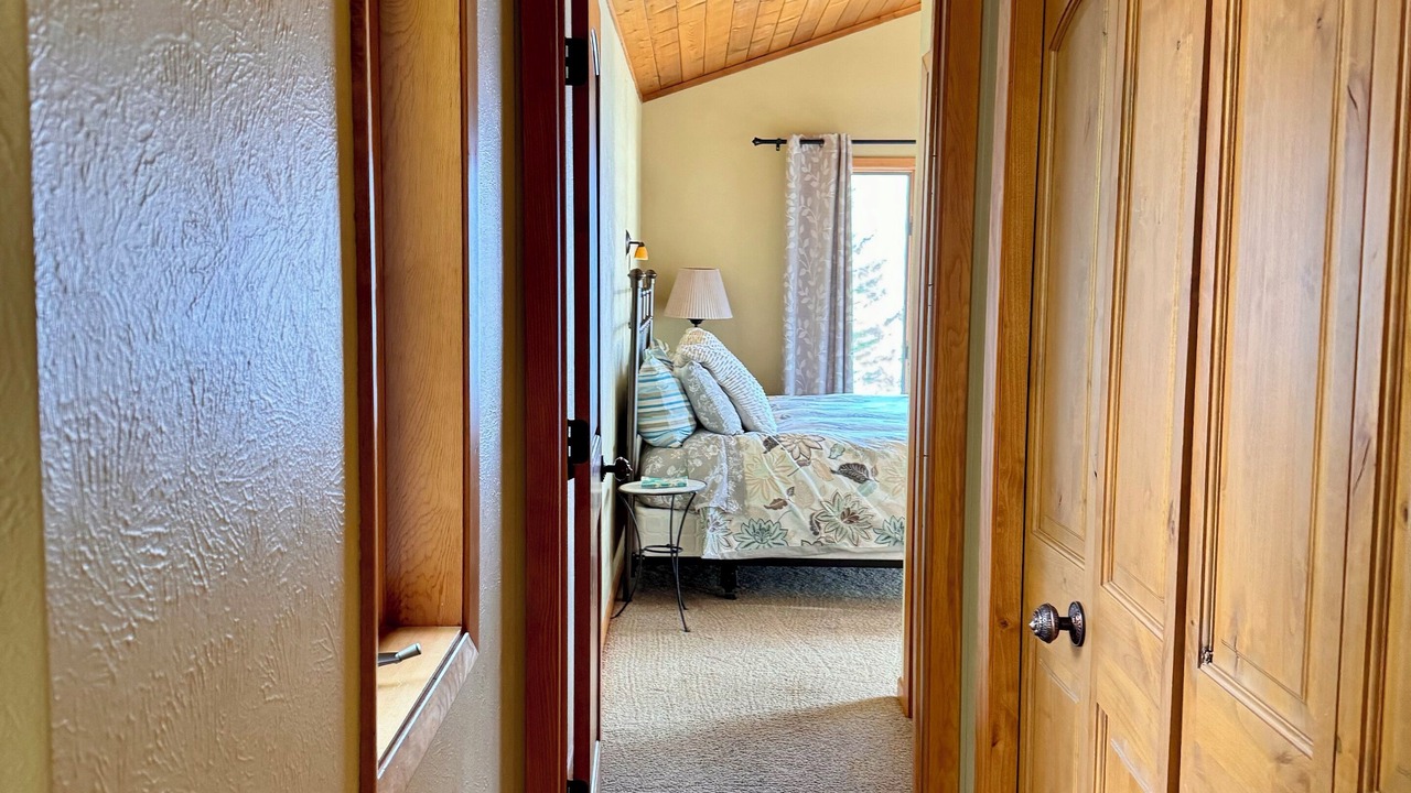 Photo of Bedroom in Finley Point