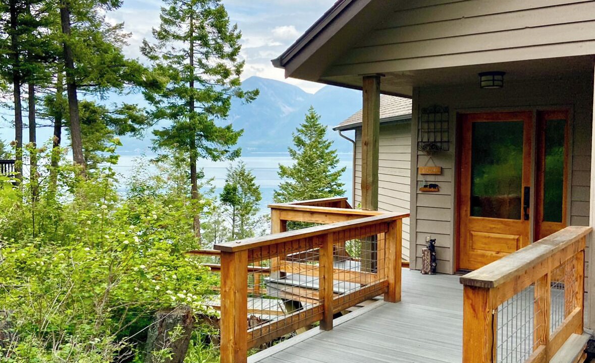 Photo of Patio Balcony in Finley Point