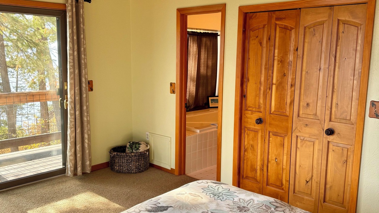 Photo of Bedroom in Finley Point