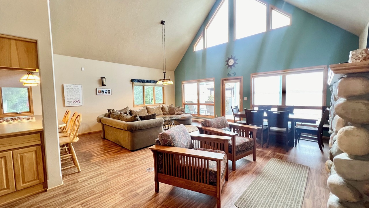 Photo of Livingroom in Polson